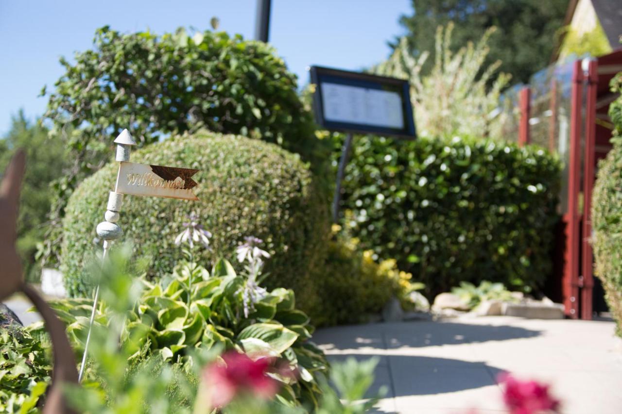 Logis Hotel Restaurant La Brasserie Treignac Exterior photo